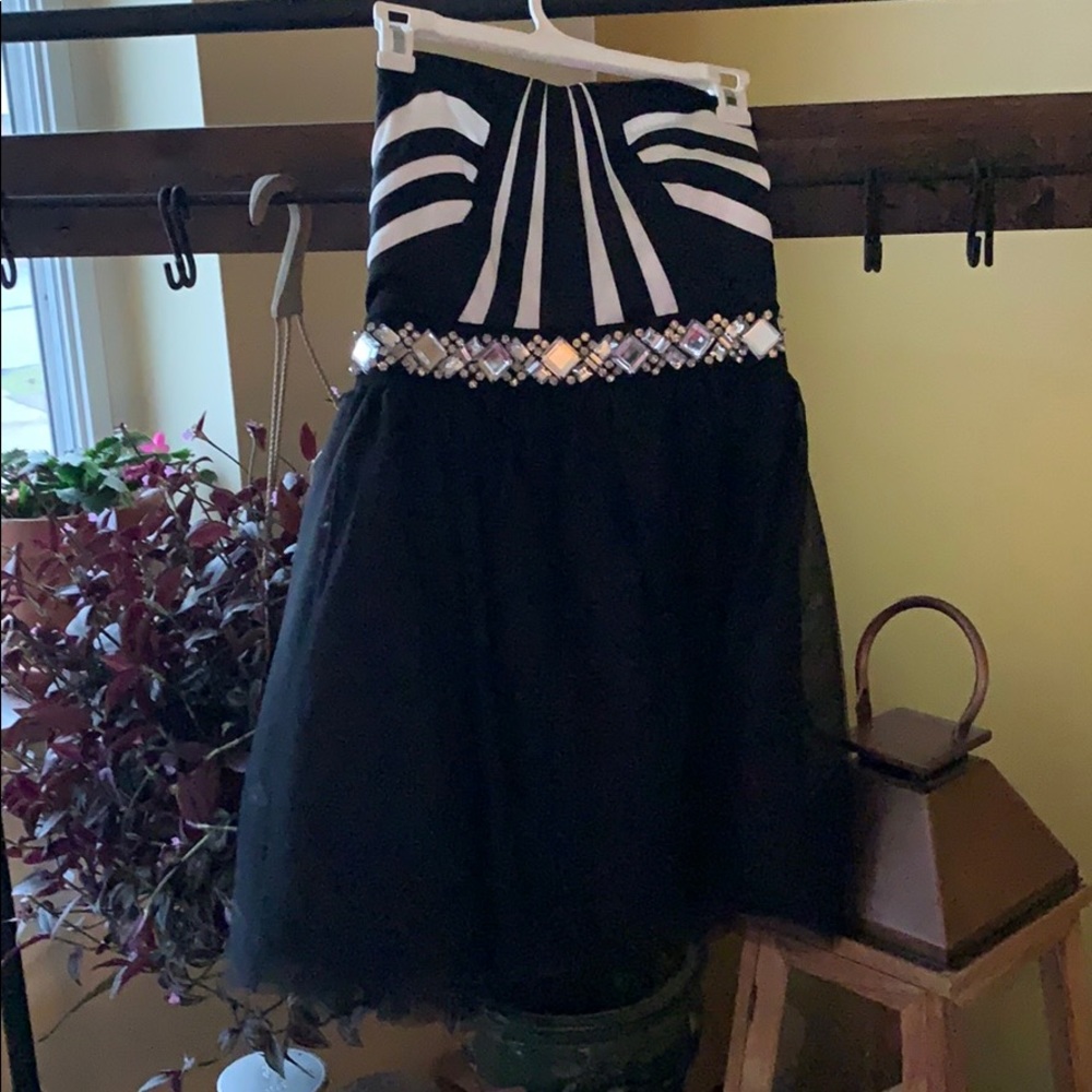 Strapless Black dress